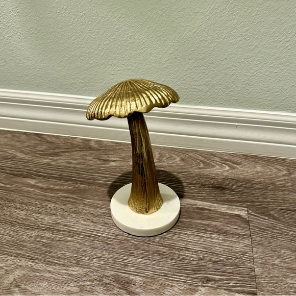 Gold Mushroom Metal Figurine with Marble stand/base. NWT - Picture 4 of 8